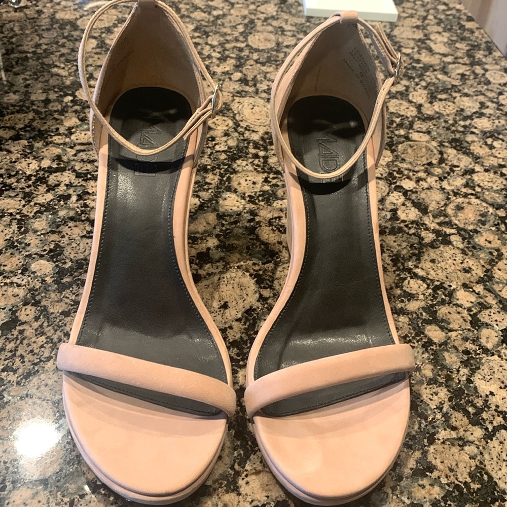 M4DE dusty pink size 8 leather sandals.